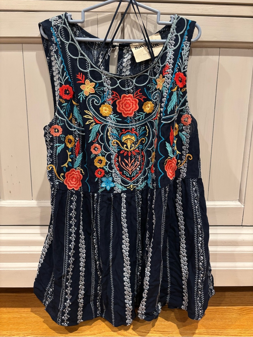 Savanna Jane Embroidered Navy Floral Sleeveless Tunic S